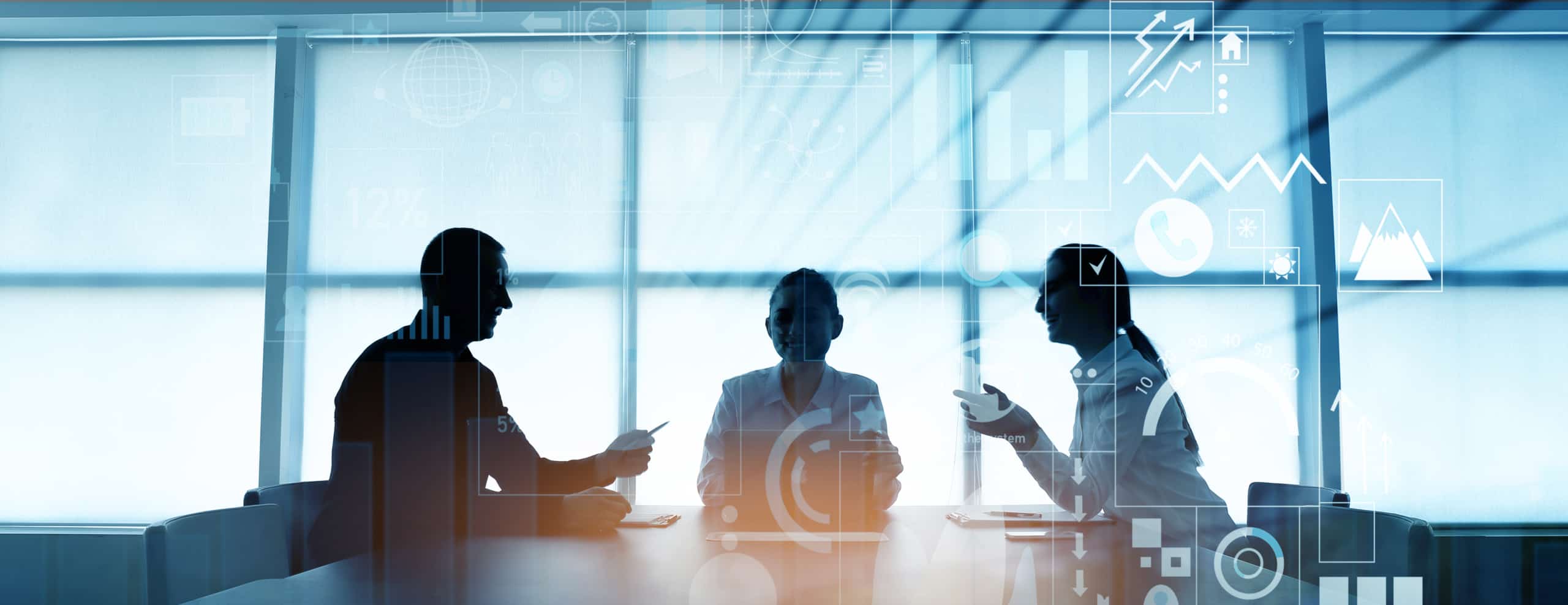 Expert-conseil analysant une chaîne d’approvisionnement complexe